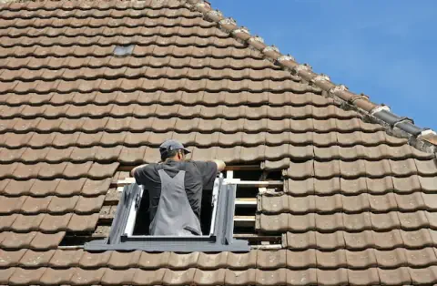 Pose de velux - Saint-Martin-du-Puy